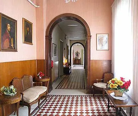 Отель Pendini